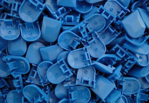 注塑加工產(chǎn)品出現(xiàn)黑點 雜質(zhì)的原因及解決辦法